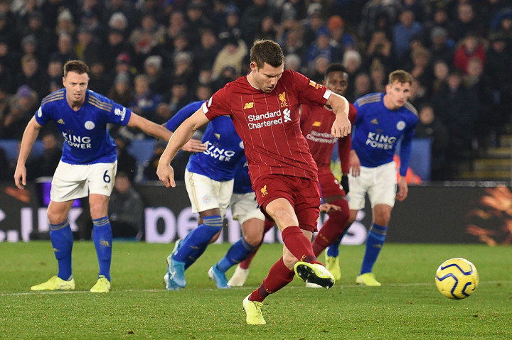 Liverpool kemudian menggandakan keunggulan pada menit ke-71 lewat eksekusi penalti James Milner. Penalti diberikan setelah Caglar Soyuncu handball di kotak terlarang.