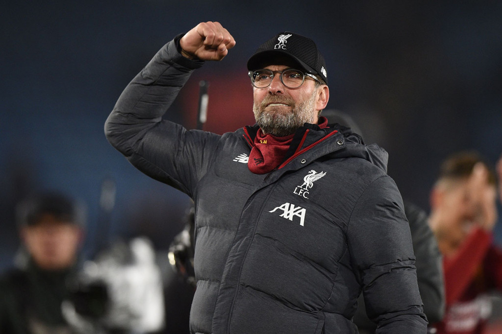 Kemenangan tersebut mengukuhkan posisi Liverpool di puncak klasemen sementara Liga dengan mengoleksi 52 poin dari 18 laga, sementara Leicester tertahan di posisi dua dengan 39 poin dari 19 laga.