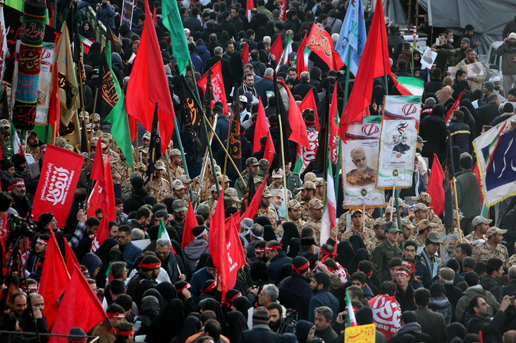Prosesi pemakaman Soleimani digelar di berbagai kota secara berurutan sejak akhir pekan. 