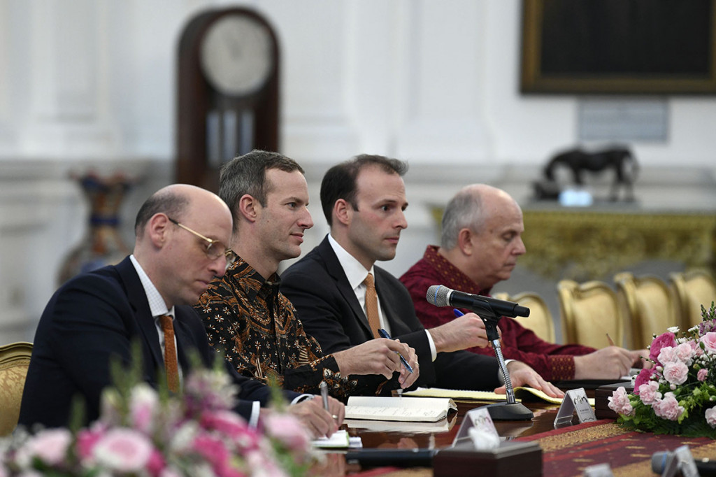 Pertemuan tersebut membahas potensi kerja sama investasi bidang infrastruktur khususnya untuk mendanai pembangunan jalan tol, bandara, pelabuhan, infrastruktur energi dan teknologi digital. 