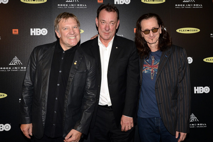 Rush didirikan pada 1968 dan Peart bergabung pada 1974, menggantikan John Rutsey, bersama vokalis sekaligus bassis Geddy Lee dan gitaris Alex Lifeson.