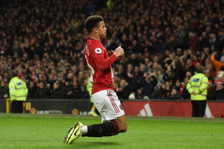 Berkat tambahan tiga poin tersebut, Manchester United kini berada di peringkat lima klasemen sementara Premier League dengan nilai 34. 