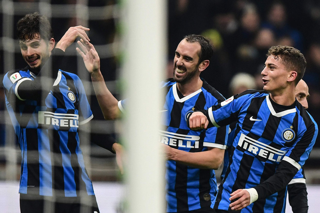 Cagliari sempat memperkecil ketertinggalan menjadi 3-1 pada menit ke-72 Oliva. Namun, Inter merestorasi keunggulan tiga gol mereka ketika sepak pojok Cristiano Biraghi berhasil disambut tandukan Andrea Ranocchia di area tiang jauh demi memastikan kemenangan Nerazzuri menjadi 4-1.