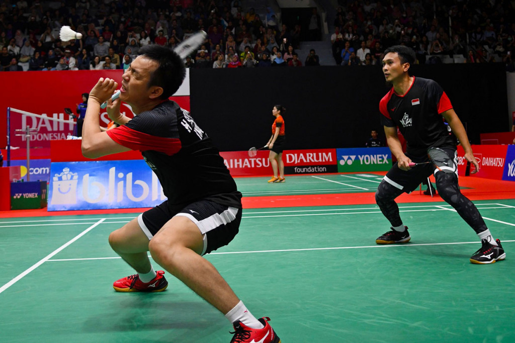 Hendra/Ahsan menang dengan skor 22-20 dan 21-15.