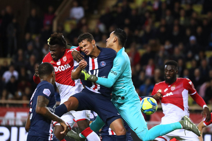 Berselang tiga hari setelah keduanya juga bertemu dalam pertandingan ke-19 Liga Prancis akhir pekan lalu yang berakhir imbang 3-3, di Parc des Princes, PSG berhasil mengendalikan permainan.