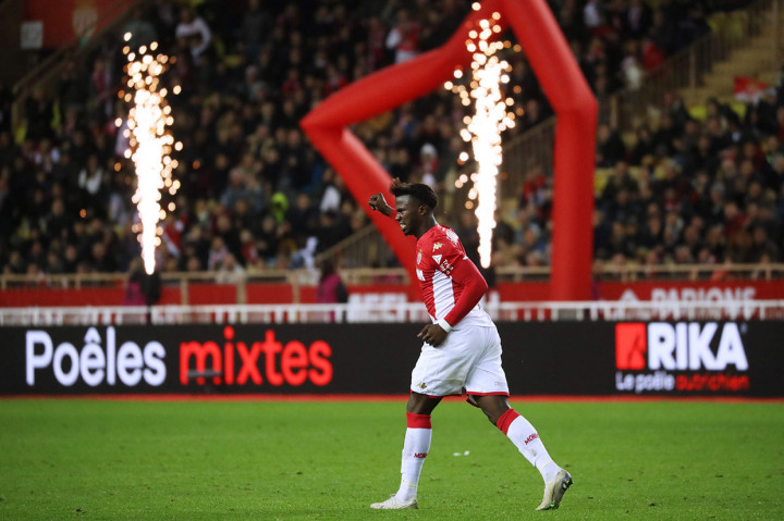 Tuan rumah berhasil memperkecil ketertinggalan menjadi 1-3 pada menit ke-87 ketika kiper Keylor Navas gagal menjangkau umpan tendangan bebas Adrien Silva dan bola diselesaikan dengan sentuhan tipis Tiemoue Bakayoko.