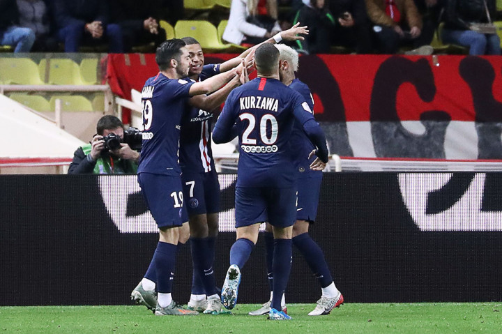 Mbappe Sumbang 2 Gol, PSG Tekuk Monaco 4-1
Tambahan tiga poin membuat tim besutan Thomas Tuchel memantapkan posisi di puncak klasemen dengan koleksi 49 poin atau melebarkan jarak keunggulan menjadi delapan poin. Sedangkan Monaco (29) harus rela melorot ke urutan kesembilan karena kalah selisih gol dibandingkan Reims.