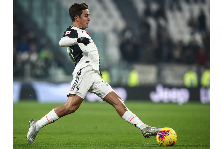 Hanya beberapa jam sebelum pertandingan digelar, Cristiano Ronaldo dikonfirmasi mengalami masalah sinusitis. Absennya patron Juventus itu dimanfaatkan baik oleh Paulo Dybala yang mengambil alih peran utama dalam kemenangan atas Udinese.
