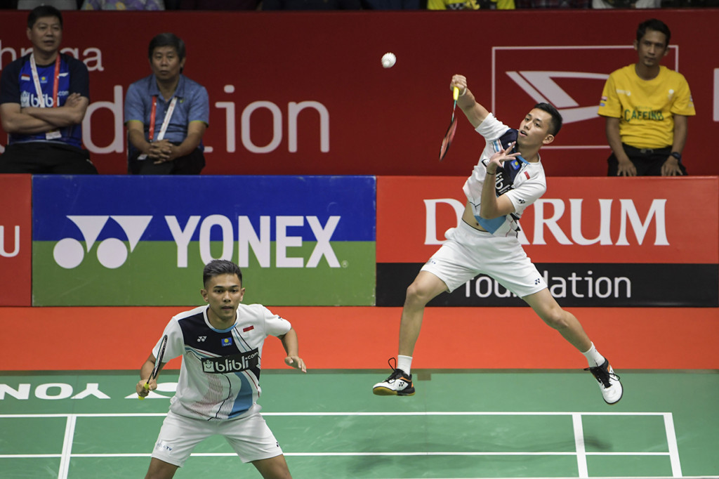 Fajar/Rian menang setelah melalui pertarungan tiga gim dengan skor 21-10, 12-21, 21-19, dalam tempo 57 menit.
