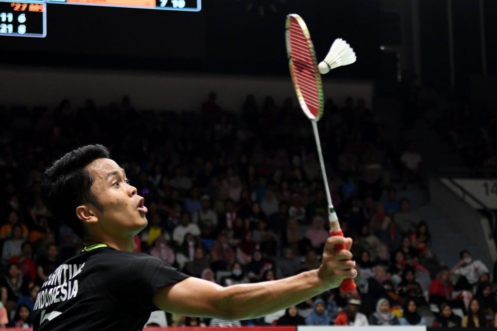 
Di babak empat besar Anthony Ginting akan menghadapi pemenang antara Zhao Jun Peng (Tiongkok) melawan Viktor Axelsen (Denmark).