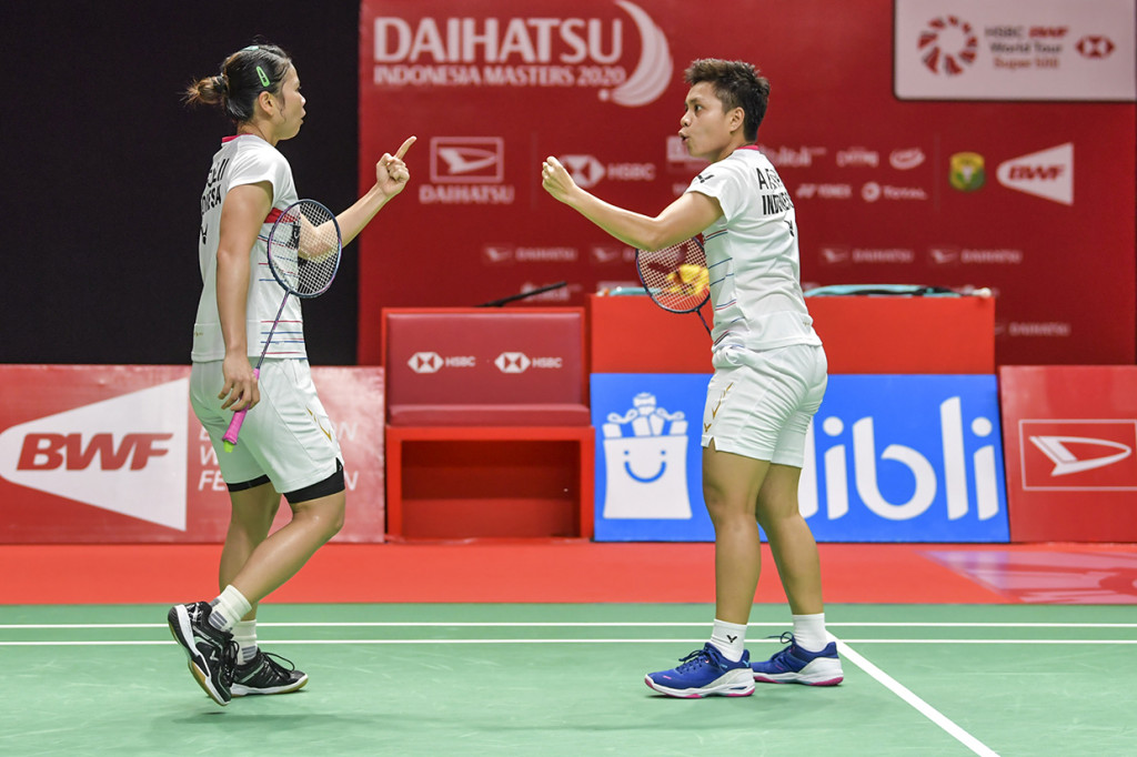 Dalam pertandingan yang bergulir selama 52 menit itu, Greysia/Apriyani mengalahkan Kim/Kong dalam dua gim dengan skor 21-19, 21-15, dan melaju ke babak puncak turnamen bulu tangkis level Super 500 tersebut.