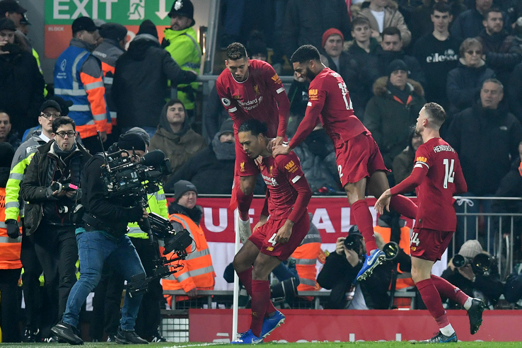 Hasil ini semakin memantapkan Liverpool di puncak klasemen Liga Inggris dengan jarak 16 poin dari rival terdekatnya Manchester City.