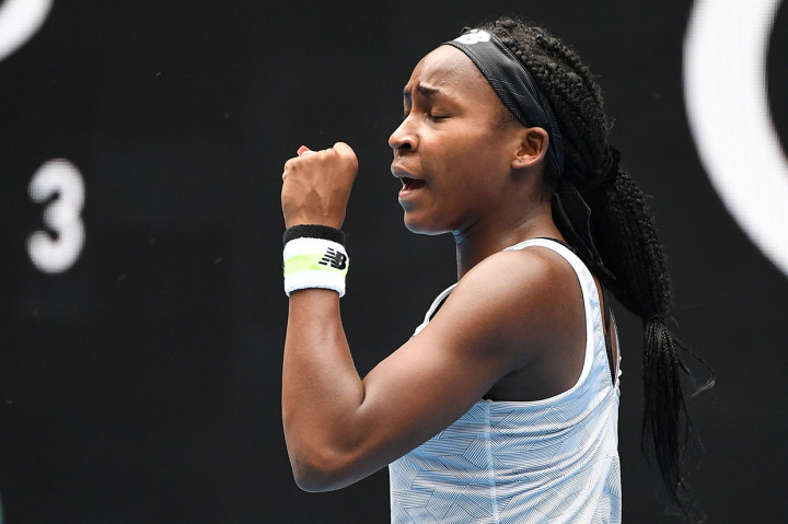 Petenis berusia 15 tahun tersebut melangkah ke babak ketiga usai menundukkan Cirstea dalam tiga set 4-6, 6-3, 7-5.