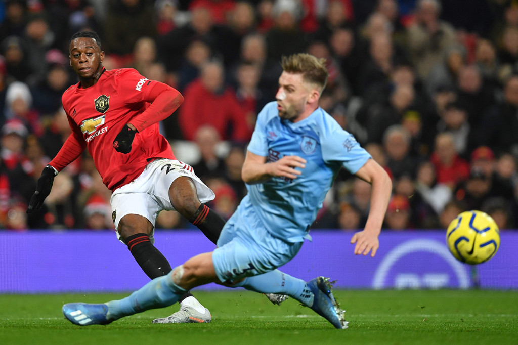 MU tak beranjak peringkat kelima klasemen sementara Liga Inggris usai mengoleksi 34 poin dari 24 pertandingan disusul Tottenham Hotspur dan Wolverhampton di bawahnya dengan nilai serupa.