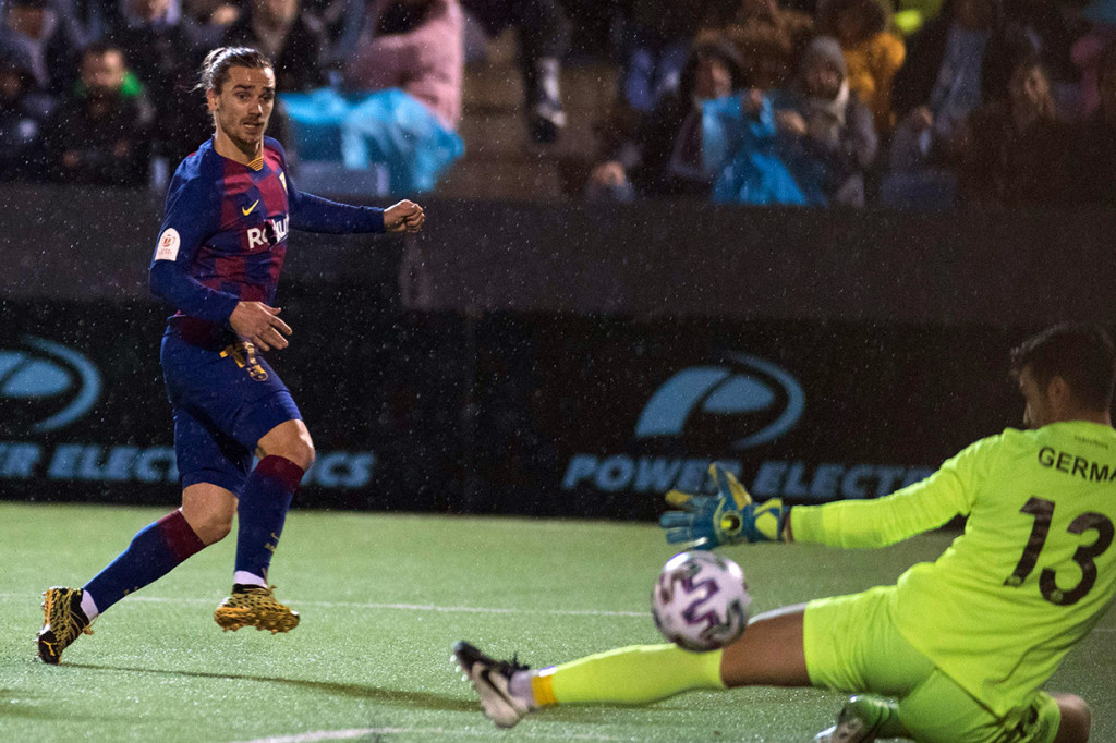 Di babak kedua Barca mulai berbenah dan mendominasi penguasaan bola. Hasilnya pada menit ke-72 tim tamu berhasil menyamakan kedudukan lewat Antoine Griezmann. Mendapat umpan terobosan dari Frenkie de Jong, Griezmann langsung melesakkan tembakan ke pojok gawang Ibiza. 