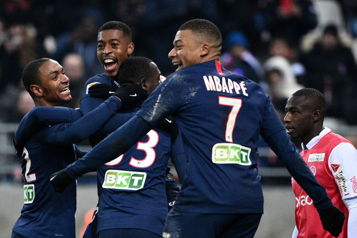 Pada menit ke-31, Neymar kembali mengarahkan bola kepada Marquinhos. Kali ini melalui tendangan bebas. Saat bek tengah itu gagal menjangkau bola, bola justru mengarah ke Alaixys Romero sosok yang mengawal dirinya. Bola kemudian mengarah ke bek lain Ghuslain Konan yang tanpa sengaja memasukkan bola ke gawangnya sendiri.