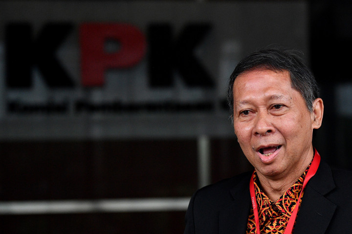 Mantan Dirut PT Pelabuhan Indonesia II (Persero) RJ Lino tiba untuk menjalani pemeriksaan di Kantor KPK, Jakarta.