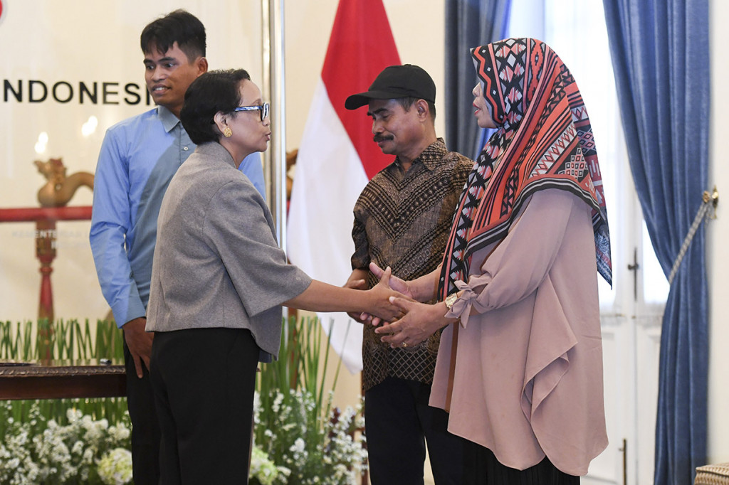 Pemerintah Indonesia bekerja sama dengan Pemerintah Filipina berhasil membebaskan Muhammad Farhan yang disandera Abu Sayyaf sejak September 2019.