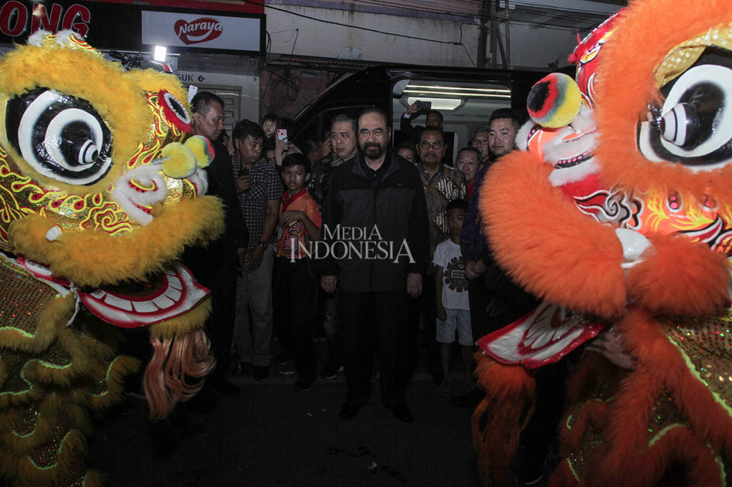 Ia pun berharap agar di tahun baru Imlek dapat membawa berkat bagi semua orang. 