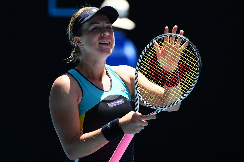 Petenis Rusia itu di babak selanjutnya akan berhadapan dengan mantan juara Angelique Kerber, saat ia berusaha mencapai delapan besar untuk ketiga kalinya.