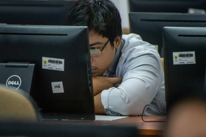 Peserta mengikuti Seleksi Kompetensi Dasar (SKD) berbasis Computer Assisted Test (CAT) untuk Calon Pegawai Negeri Sipil (CPNS) di kantor Badan Kepegawaian Negara (BKN) Pusat, Jakarta, Senin, 27 Januari 2020.