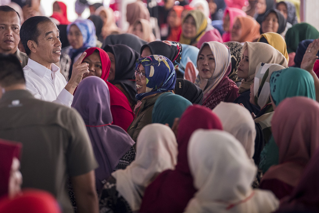 Kegiatan yang dihadiri 2.500 Keluarga Penerima Manfaat (KPM) akan menerima bantuan Program Keluarga Harapan (PKH) Tahap I sebesar Rp172 miliar untuk Kota Cimahi, Kota Bandung, Kabupaten Bandung dan Kabupaten Bandung Barat yang ditujukan untuk peningkatan kesejahteraan serta nutrisi keluarga agar dapat mendukung program nasional pencegahan stunting.