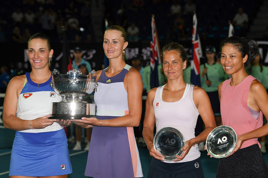 Mladenovic/Babos di partai puncak mengalahkan unggulan teratas Hsieh Su-wei dan Barbora Strycova dua set langsung dengan skor 6-2, 6-1 dalam waktu 1 jam 12 menit.