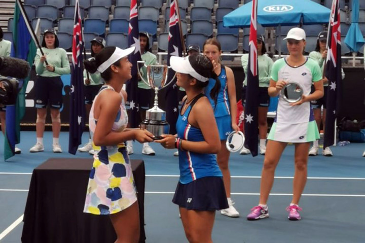Keberhasilan Priska itu mengulangi prestasi yang diukir Angelique Widjaja pada ajang yang sama 18 tahun silam. Saat itu Angie yang berpasangan dengan petenis Argentina Gisela Dulko memenangi gelar ganda putri Australian Open Junior setelah menaklukkan Svetlana Kuznetsova (Rusia)/Matea Mezak (Kroasia) 6-2, 5-7, 6-4.