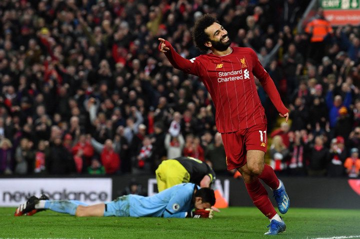 Mohamed Salah melakukan selebrasi usai mencetak gol ke gawang Southampton.
