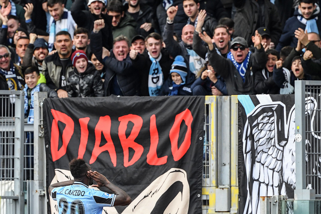 Caicedo mencetak gol keduanya di laga ini sekaligus membawa Lazio unggul 4-0 di menit ke-38. 