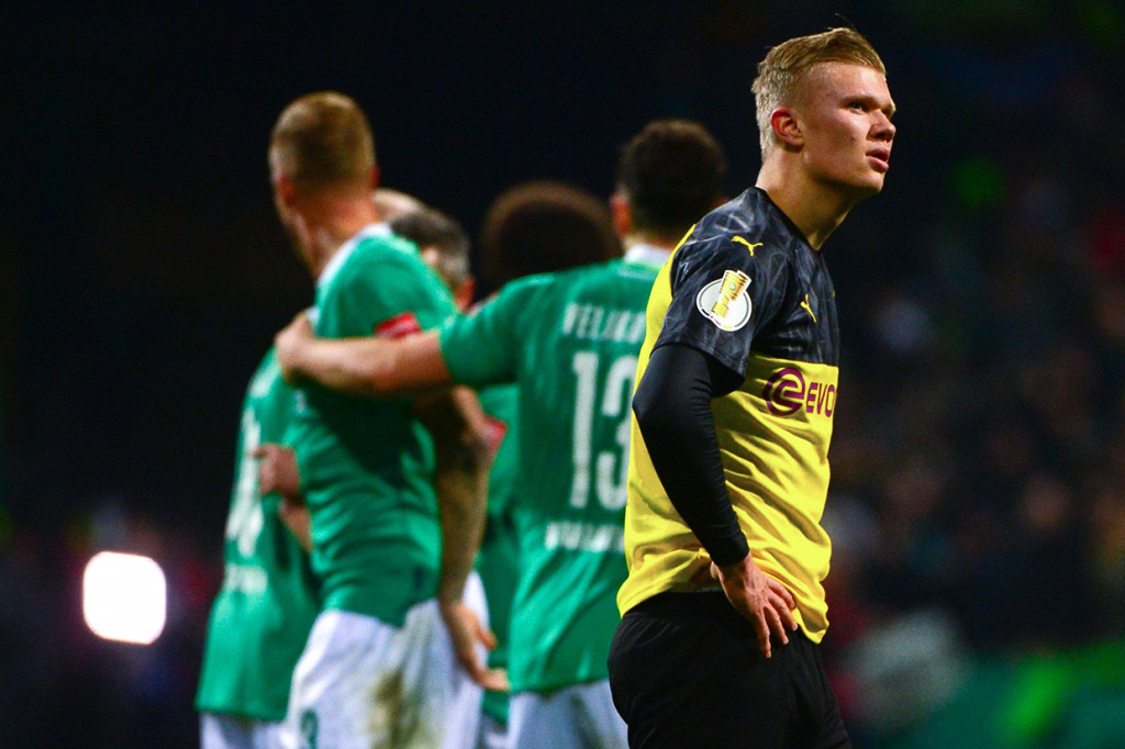 Namun tiga menit kemudian Milot Rashica kembali memperbesar keunggulan tuan rumah menjadi 3-1.