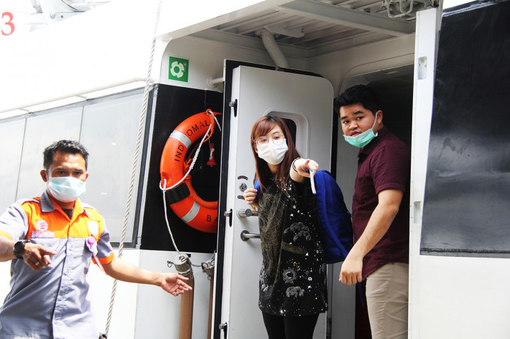 Kedatangan puluhan turis tersebut ke Dumai untuk menghadiri puncak perayaan Cap Go Meh di Titi Akar Pulau Rupat pada 8 Februari 2020 besok.