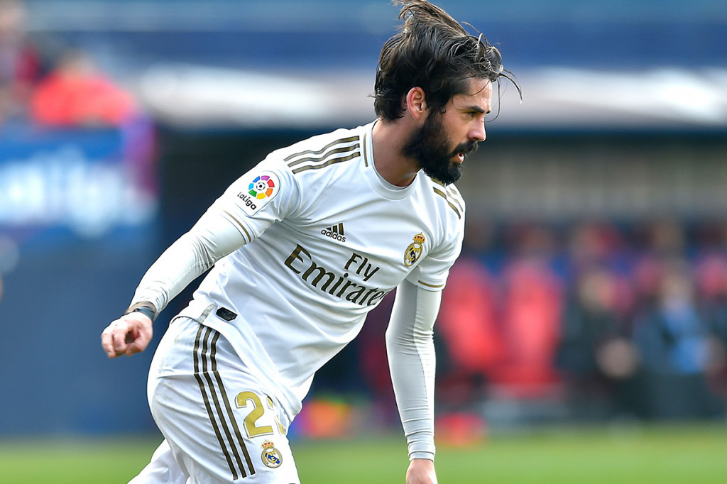 Madrid sukses menyamakan kedudukan lewat gol Isco pada menit ke-33.