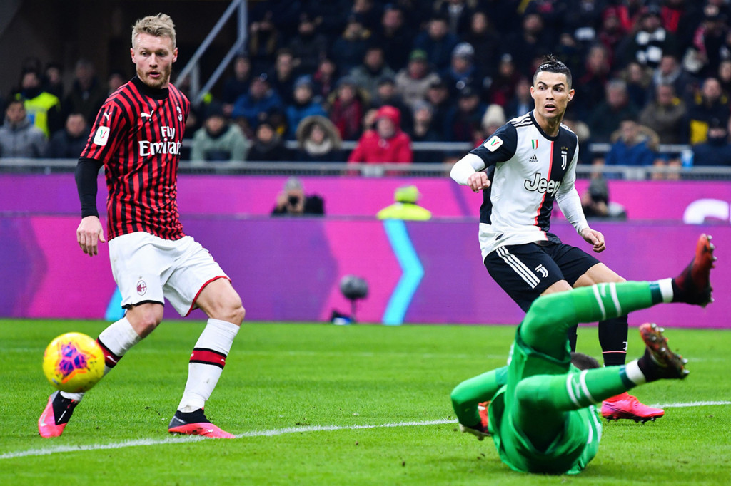 Babak kedua Juves mulai menemukan ritme permainan mereka. Beberapa serangan balasan dilakukan namun belum membuahkan hasil. 