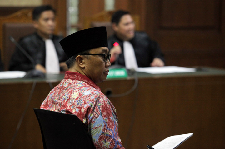 Imam Nahrawi didakwa menerima uang suap sebesar Rp11,5 miliar untuk mempercepat persetujuan dana hibah KONI ke Kemenpora. 