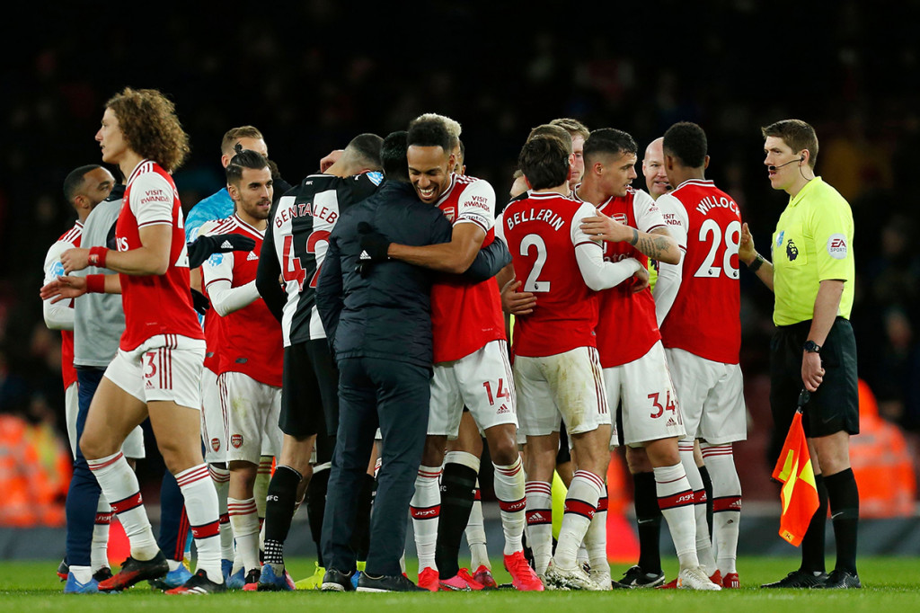 Sementara Newcastle tertahan di peringkat 12 dengan 31 angka.
