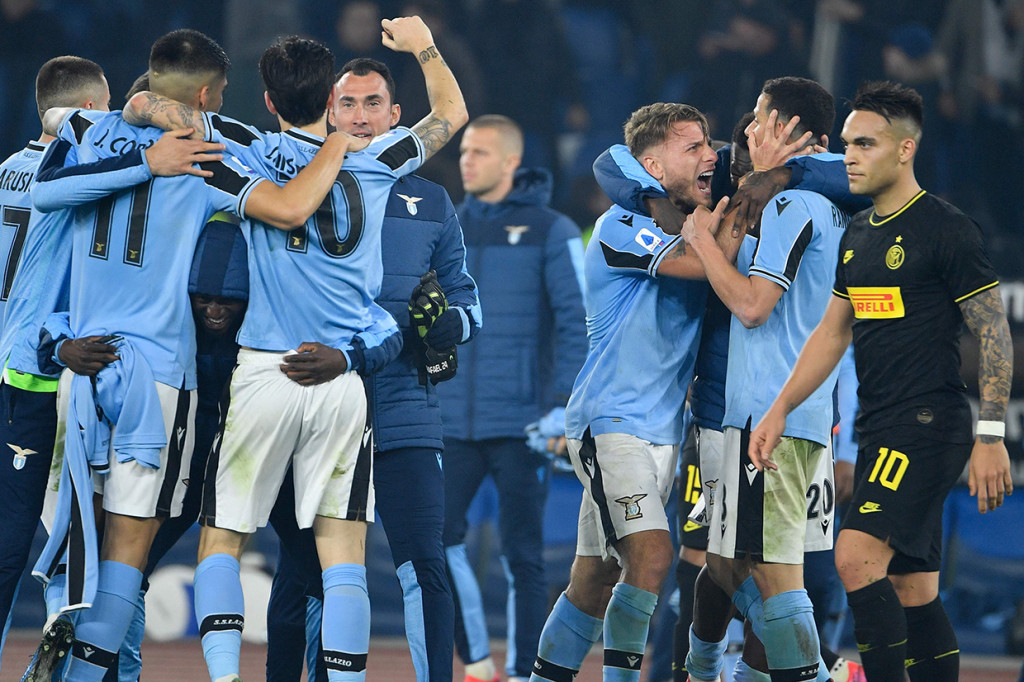 Lazio membalas di babak kedua melalui penalti Ciro Immobile pada menit ke-50 dan Sergej Milinkovic-Savic pada menit ke-69.  
