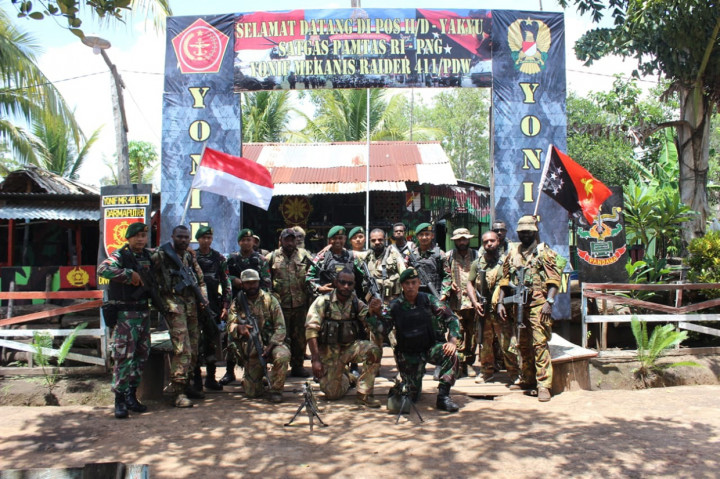 Dansatgas mengungkapkan, Patroli Patok bersama di MM.13.2 perbatasan Republik Indonesia dan Papua New Guinea (RI-PNG) ini dilaksanakan oleh tujuh personel Satgas Pamtas Yonif MR 411/Pdw Kostrad Pos Yakyu yang dipimpin Danpos Yakyu Letda Inf I Komang Adhi dan 10 personel dari Pos Weam, 1 (satu) Royal Pacific Islands Regiment (RPIR) dipimpin Danpos Weam LT, Simon Tungga, Sabtu, 15 Februari 2020.