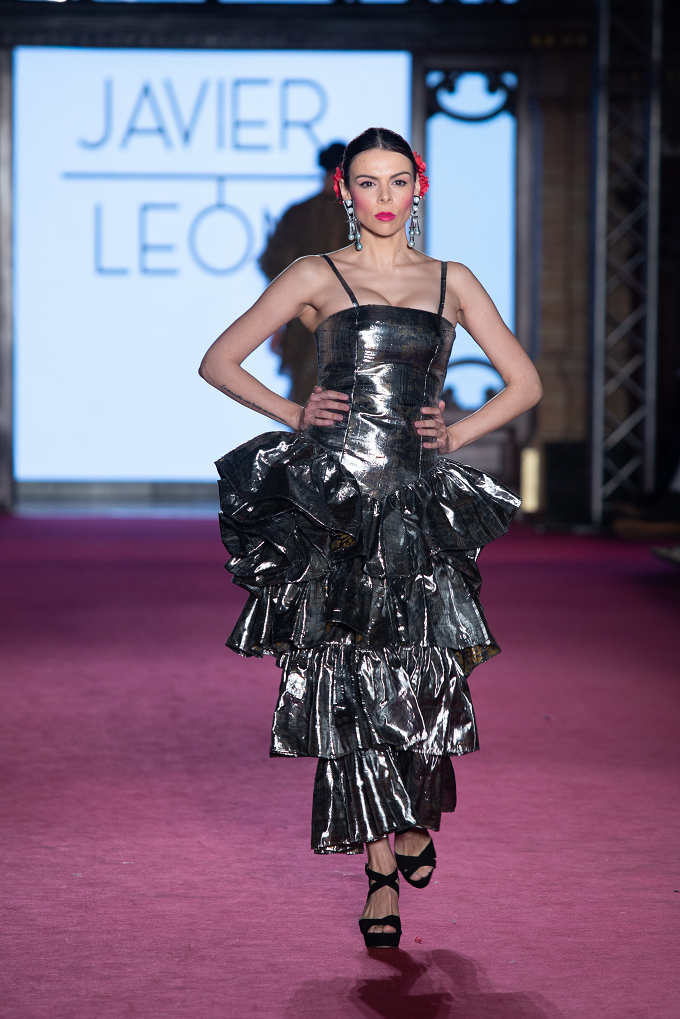 Sekitar 40 fashion show menampilkan tren pakaian Flamenco untuk tahun 2020. (Foto: David Carbajo79 / Shutterstock.com) 