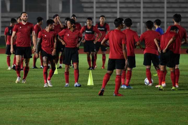 Timnas Indonesia senior belum berlatih taktik selama dibesut Shin Tae-yong.
