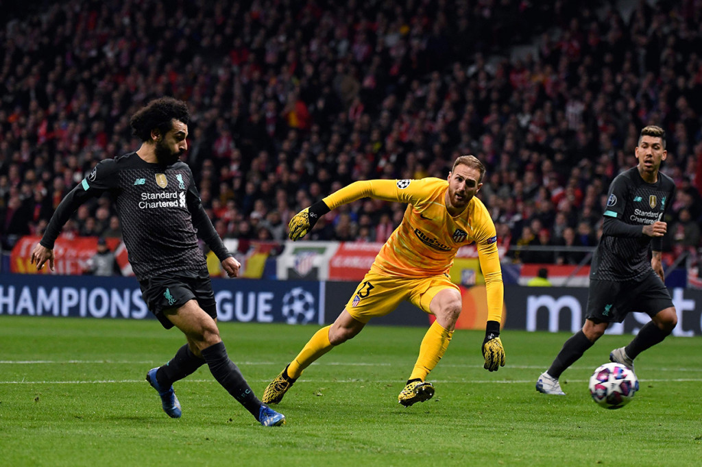Semenit kemudian, Liverpool berhasil mengoyak gawang Jan Oblak lewat Mohamed Salah. Namun gol dianulir wasit karena Roberto Firmino yang terjebak offside. Skor 1-0 bertahan hingga jeda.