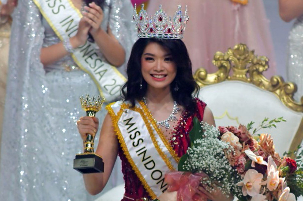 Sebagai juara pertama, Pricilia Carla Yules berhak mewakili Indonesia di ajang Miss World 2020.