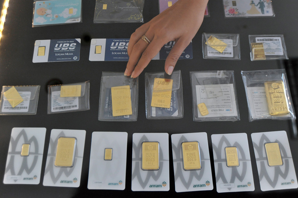 Harga emas dari PT Antam terpantau di laman Logam Mulia pada Jumat, 21 Februari 2020, kembali naik Rp5 ribu per gram, dari Rp788 ribu menjadi Rp793 ribu. 