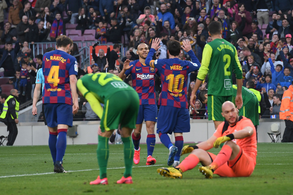 Lionel Messi menjadi bintang kemenangan Barcelona. Pemain berjuluk La Pulga itu mencetak empat gol atau quattrick. 