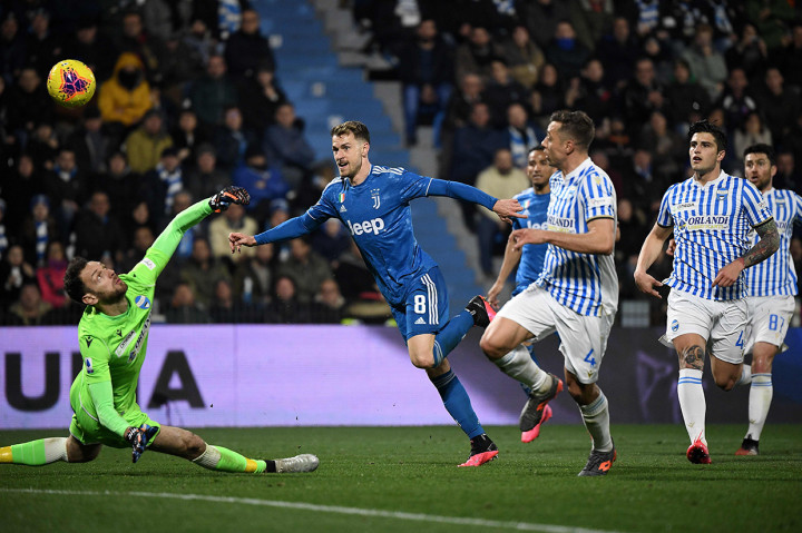 Di babak kedua, Aaron Ramsey menggandakan keung
