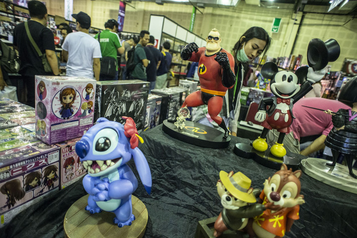 Pameran yang diikuti sekitar 300 peserta tersebut menampilkan berbagai jenis mainan dan komik dari dalam dan luar negeri.