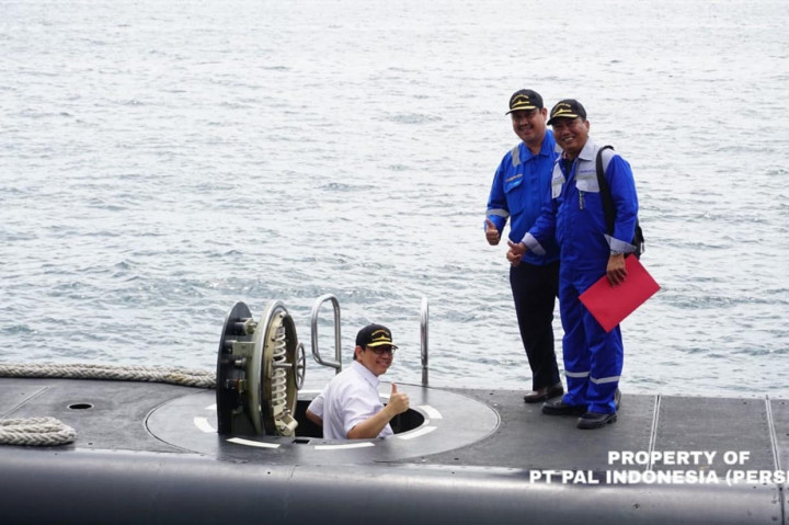 Launching atau peluncuran serta pemberian nama kapal dilaksanakan pada 11 April 2019 di Dermaga Kapal Selam PT PAL Indonesia (Persero). Setelah itu Alugoro menjalani berbagai proses pengujian seperti Harbour Acceptance Test (HAT), SAT, dan direncanakan akan  diserahterimakan kepada Kementerian Pertahanan untuk digunakan oleh TNI AL pada Desember 2020. 