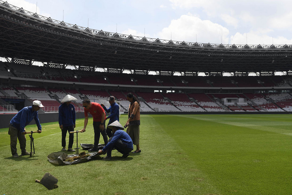 Peninjauan dilakukan terhadap berbagai fasilitas termasuk perawatan rumput. Peninjauan tersebut guna memastikan kelayakan SUGBK sebagai salah satu venue yang diajukan untuk menggelar pertandingan Piala Dunia U-20 tahun 2021 mendatang. 