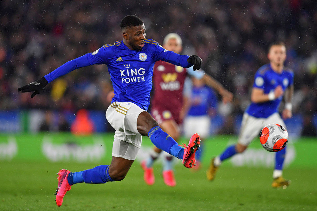 Bermain di kandang sendiri King Power Stadium, Leicester bertekad untuk mengakhiri puasa kemenangan, dan hanya terpaut lima poin dari peringkat kelima Manchester United.