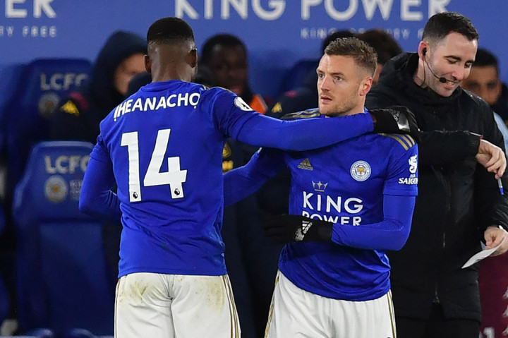 Untuk menambah daya gedor pasukannya, pelatih The Foxes Brendan Rodgers memasukkan Jamie Vardy menggantikan Kelechi Iheanacho pada menit ke-59.